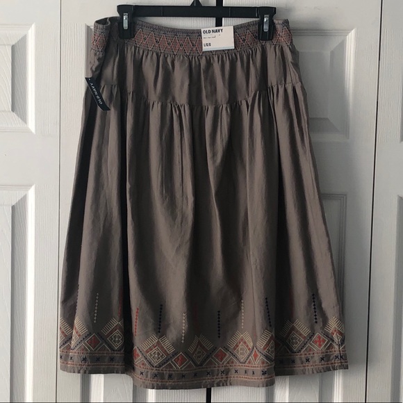 Old Navy Embroidered Aztec Print Tan Skirt Large - Picture 2 of 11